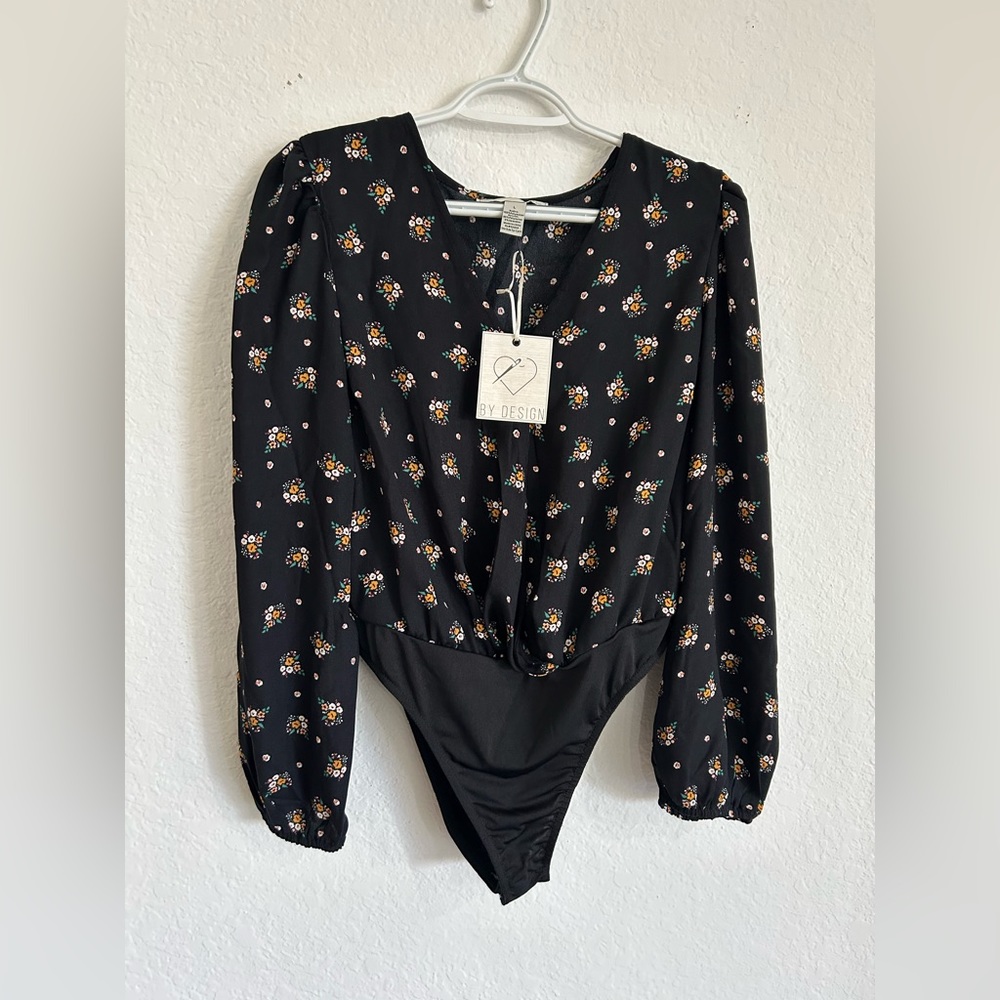 💰PRICE ⬇️ 
BY DESIGN • Black Floral Bodysuit • sz Large •